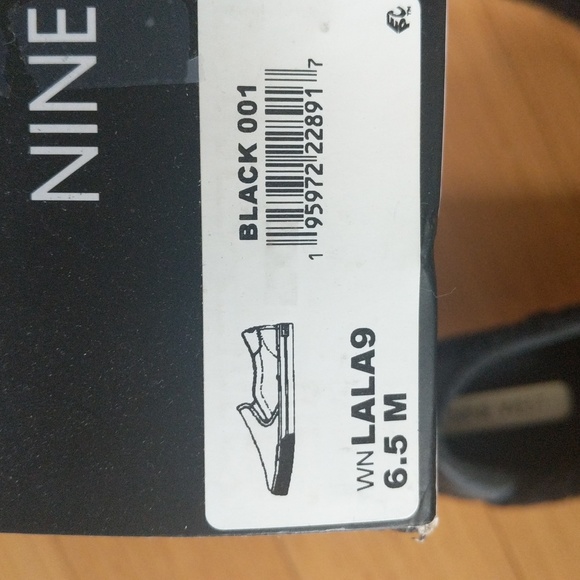 Slide on shoes - Picture 2 of 6